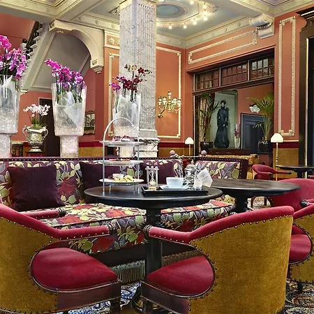 Szálloda Des Indes 5*