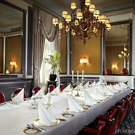 Des Indes 5* Hága